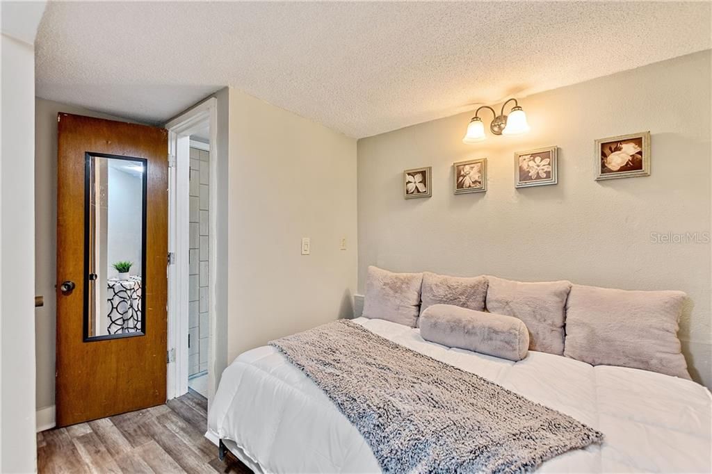 Recently Rented: $795 (0 beds, 1 baths, 411 Square Feet)