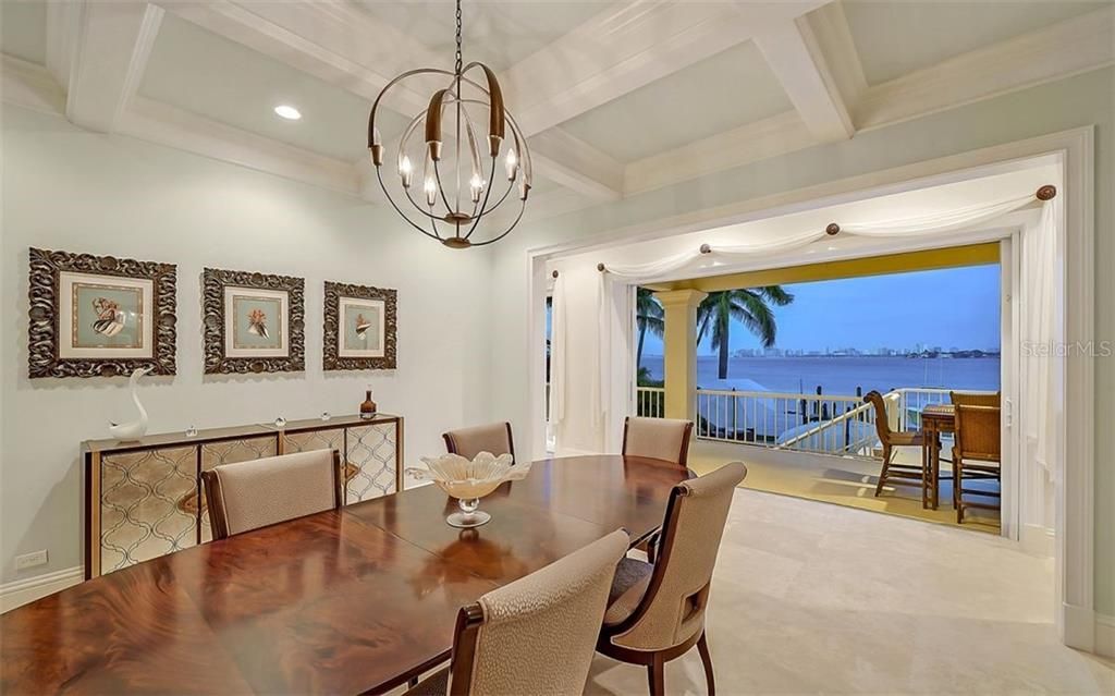 Recently Sold: $6,600,000 (4 beds, 4 baths, 6339 Square Feet)