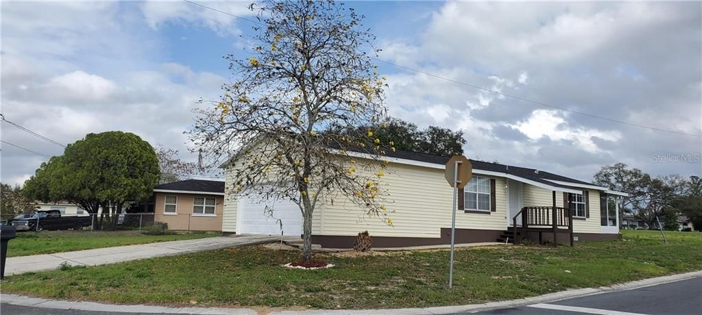 Recently Sold: $144,900 (2 beds, 2 baths, 1056 Square Feet)