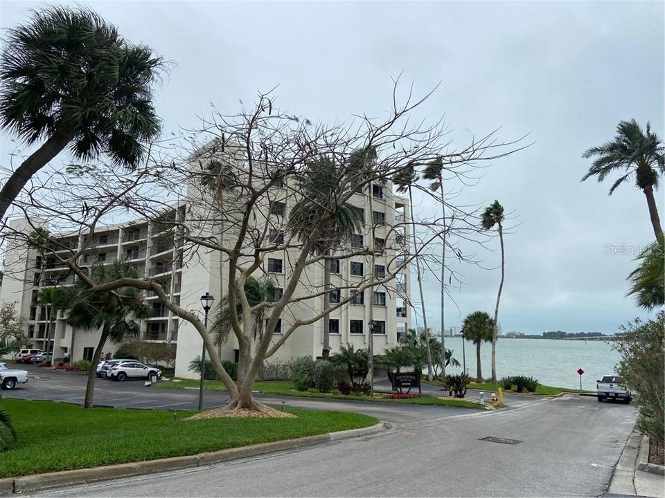Recently Sold: $460,000 (2 beds, 2 baths, 1920 Square Feet)