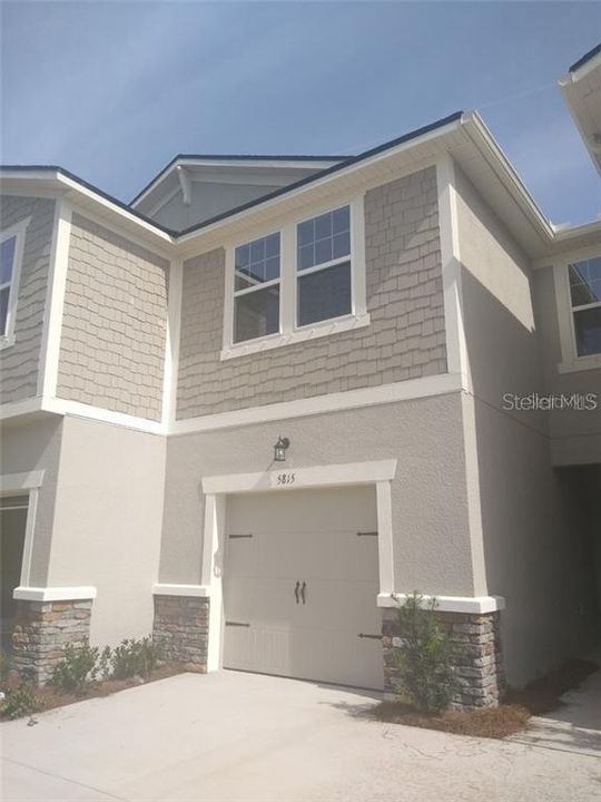 Recently Sold: $263,027 (3 beds, 2 baths, 1667 Square Feet)