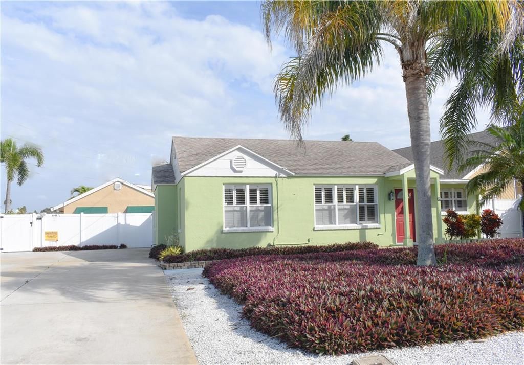 Recently Sold: $1,195,000 (0 beds, 0 baths, 2026 Square Feet)