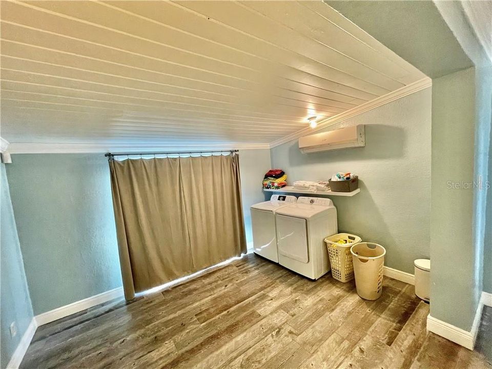 Vendido Recientemente: $164,900 (2 camas, 2 baños, 1148 Pies cuadrados)