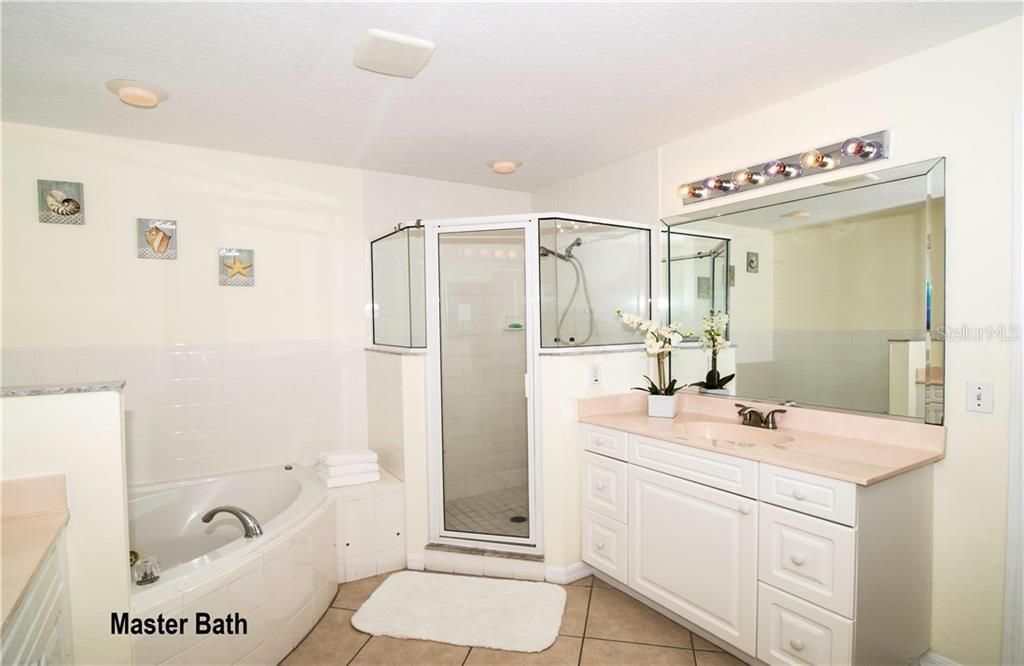 最近售出: $399,500 (3 贝兹, 2 浴室, 1601 平方英尺)