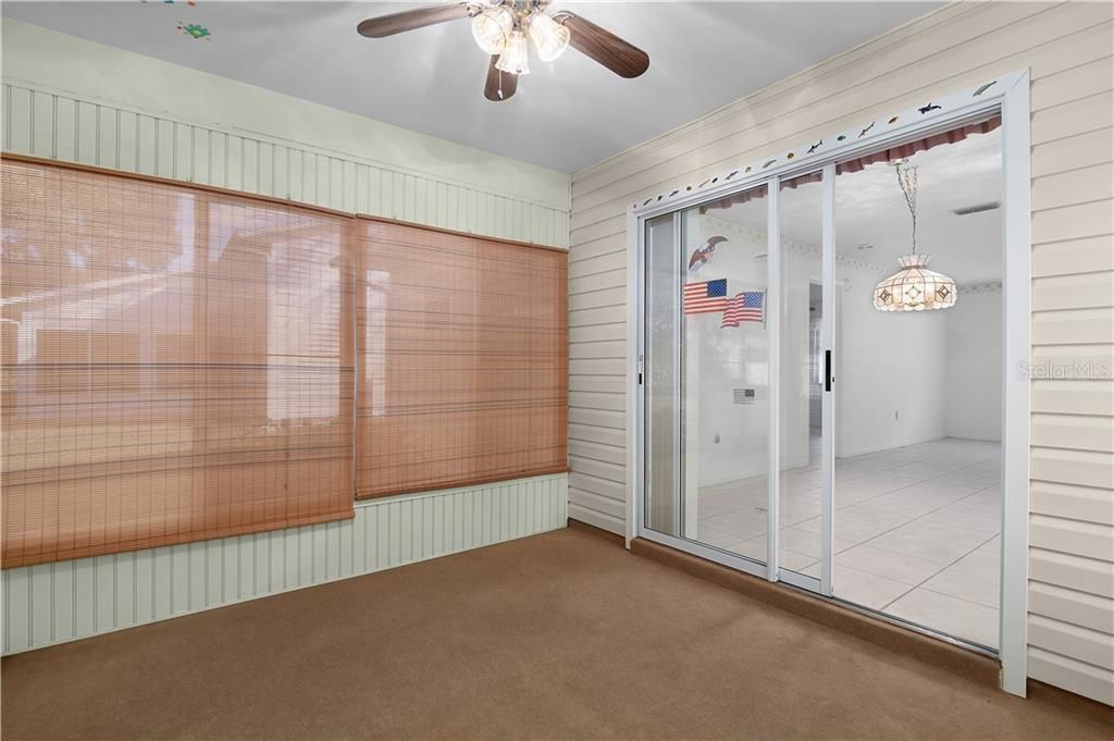 最近售出: $134,900 (2 贝兹, 2 浴室, 1014 平方英尺)