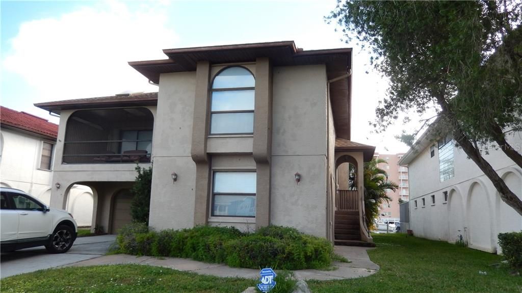 Recently Sold: $475,000 (3 beds, 3 baths, 1782 Square Feet)