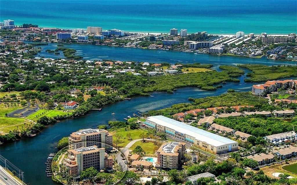 Vendido Recientemente: $525,000 (3 camas, 2 baños, 2024 Pies cuadrados)