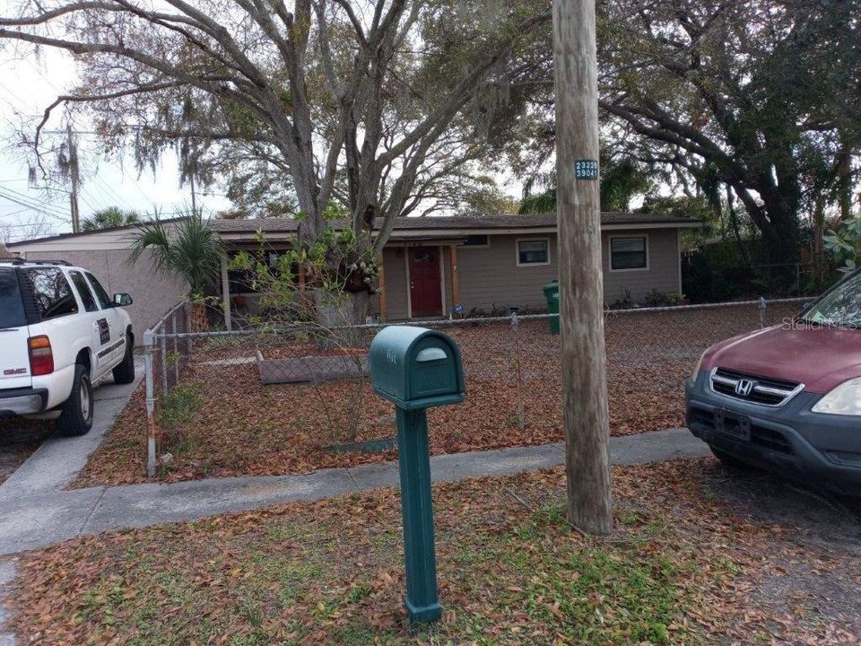 最近售出: $279,900 (4 贝兹, 2 浴室, 1394 平方英尺)