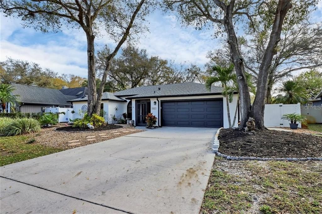 Recently Sold: $379,500 (3 beds, 2 baths, 1536 Square Feet)