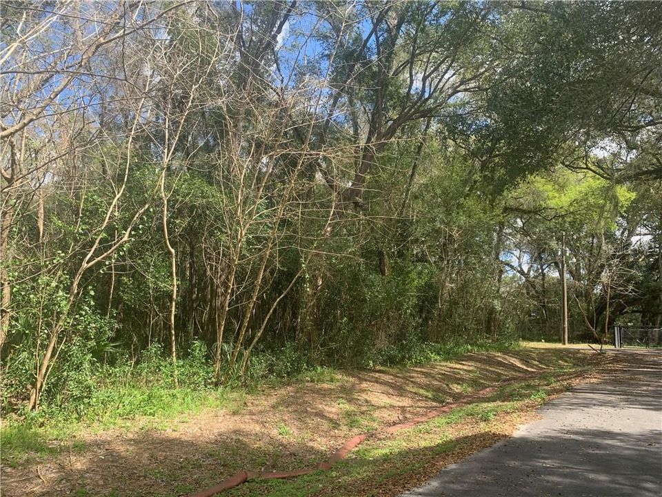 Vendido Recientemente: $16,000 (0.36 acres)