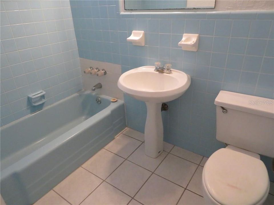 最近租的: $1,100 (2 贝兹, 2 浴室, 1067 平方英尺)