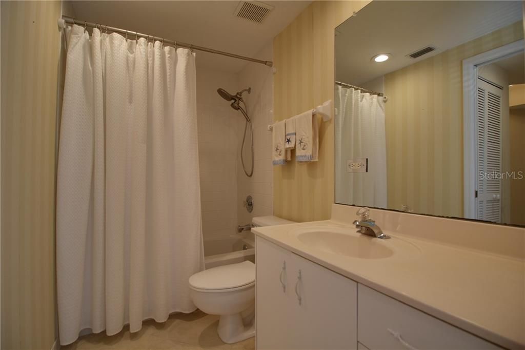 最近租的: $3,000 (2 贝兹, 2 浴室, 1438 平方英尺)