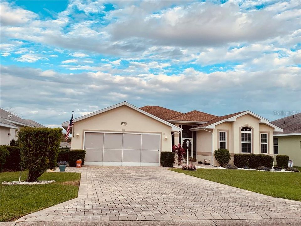 West Facing, Front Elevation of this Royal Lake Front Home!