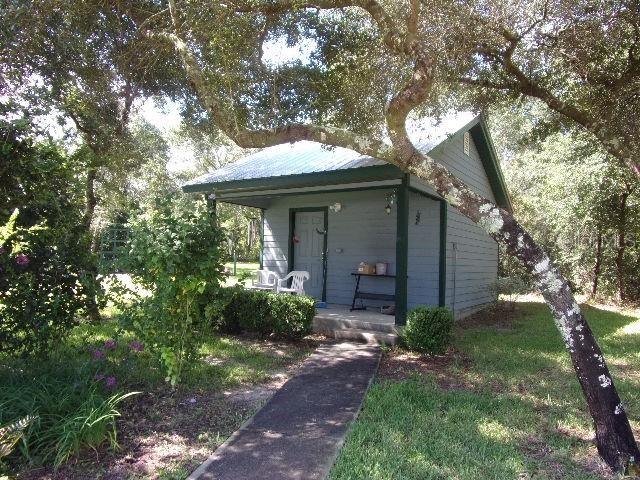 Building used for housing ATVs, Side-by-side vehicles or extra workshop/storage use