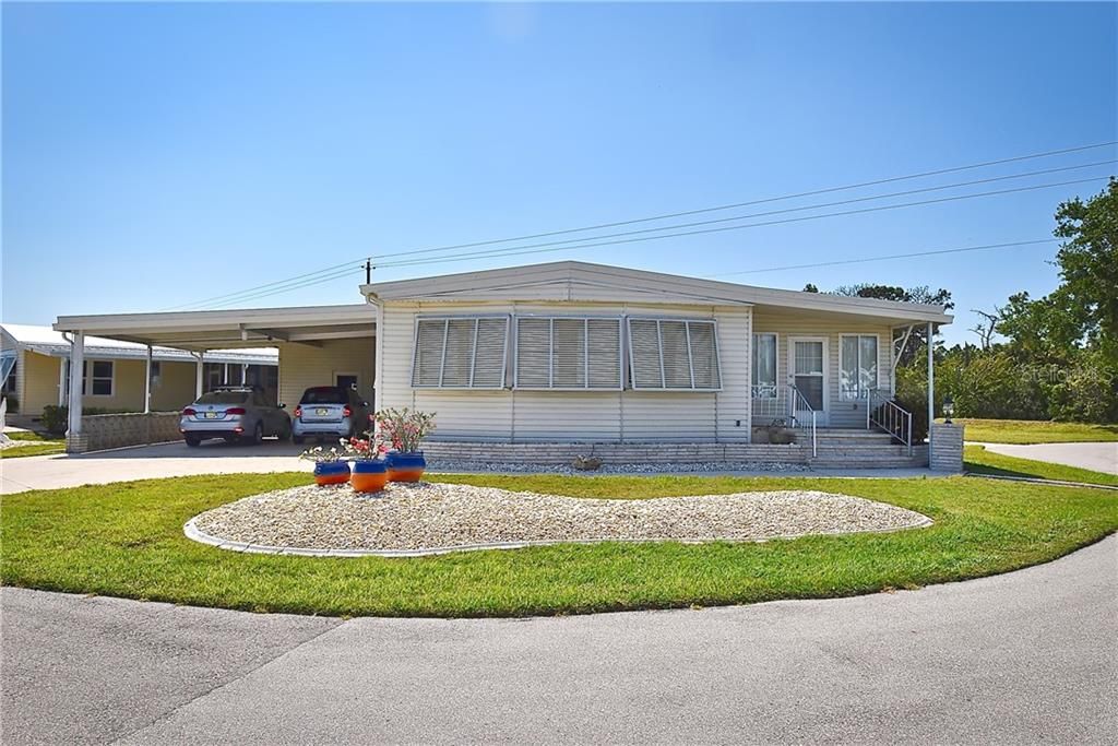 Vendido Recientemente: $240,000 (2 camas, 2 baños, 1320 Pies cuadrados)