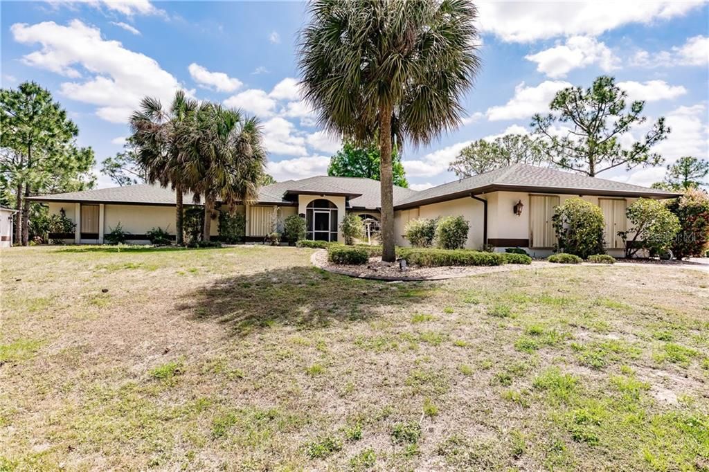 Recently Sold: $899,000 (4 beds, 2 baths, 3583 Square Feet)