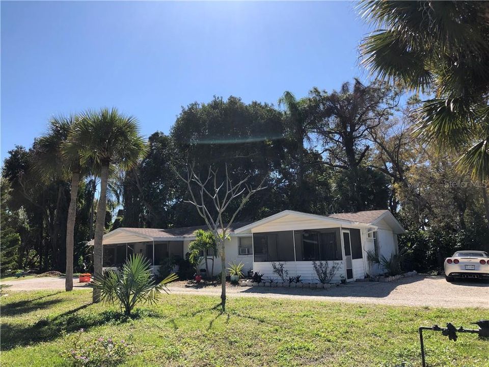 Recently Sold: $325,000 (0 beds, 0 baths, 2408 Square Feet)