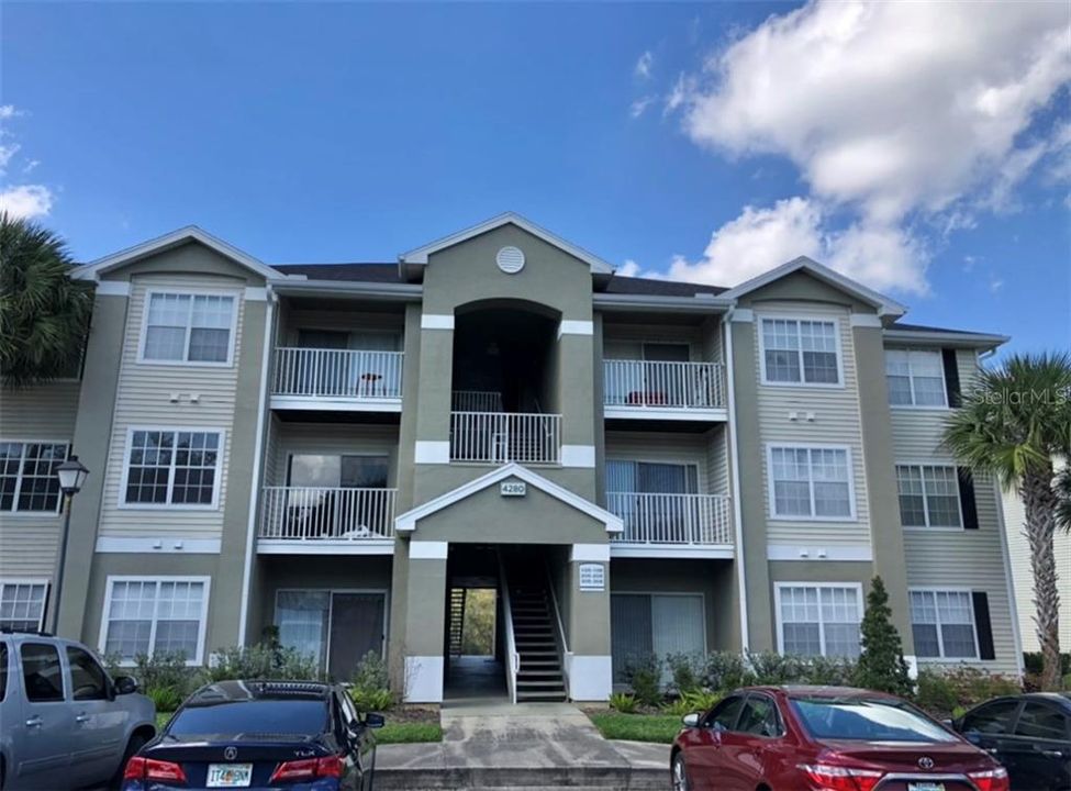 Recently Sold: $92,500 (2 beds, 1 baths, 944 Square Feet)