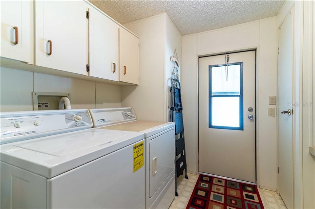 Recently Sold: $125,000 (2 beds, 2 baths, 1352 Square Feet)