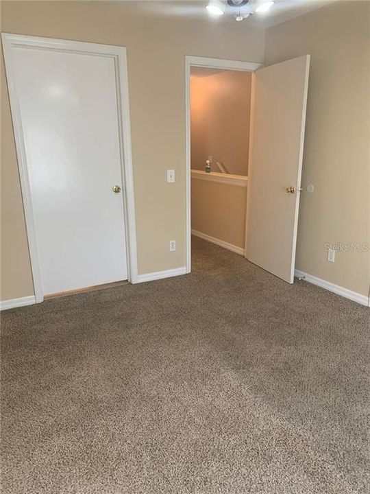 Recently Rented: $1,250 (3 beds, 1 baths, 1170 Square Feet)
