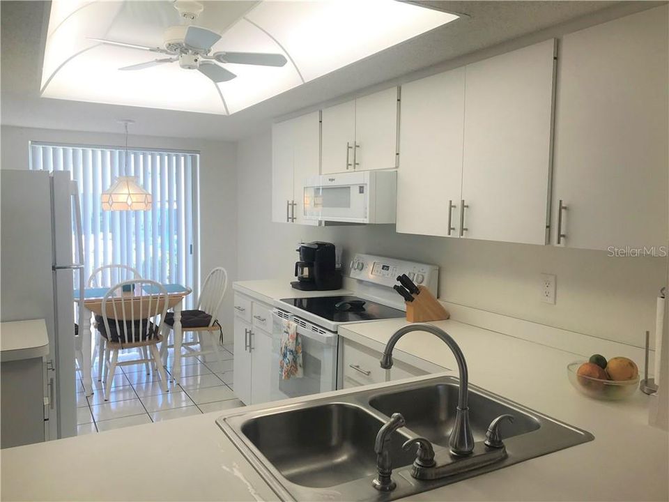Recently Rented: $1,600 (2 beds, 2 baths, 1127 Square Feet)