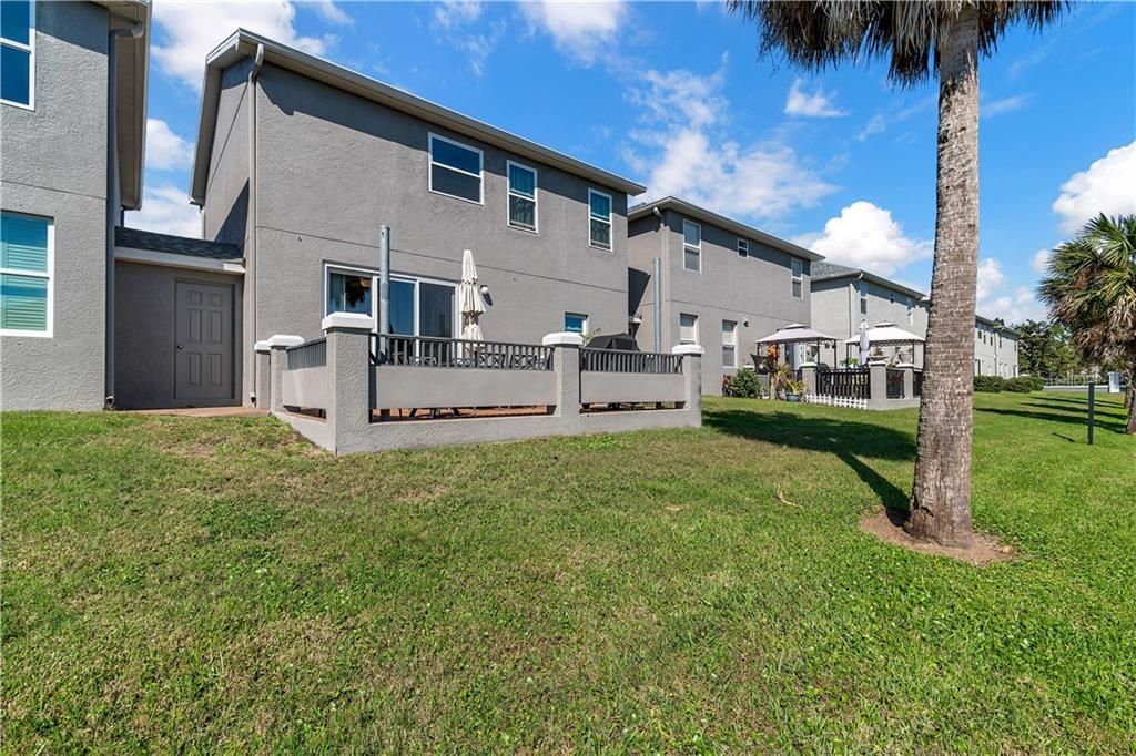 Recently Sold: $325,000 (3 beds, 2 baths, 1672 Square Feet)
