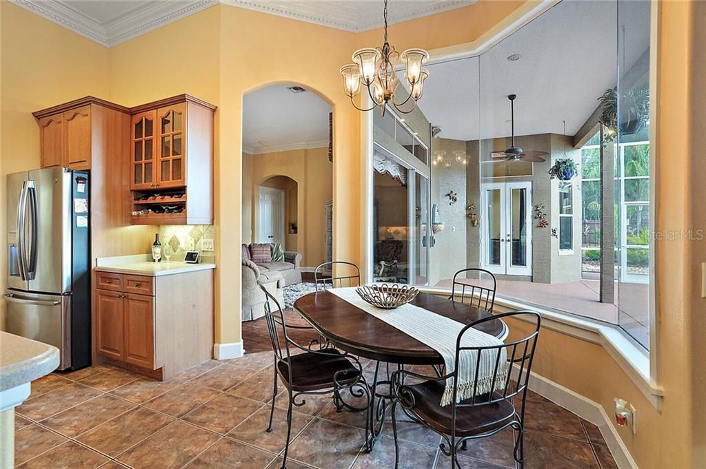 Kitchen Nook with Views of the Pool