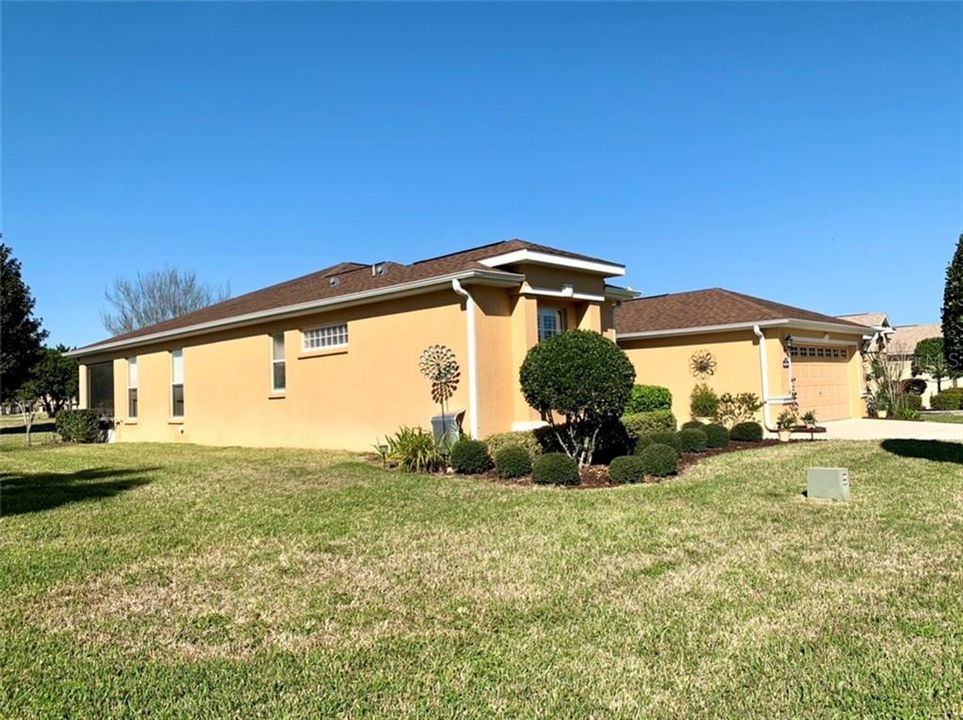Recently Sold: $297,500 (3 beds, 2 baths, 2155 Square Feet)