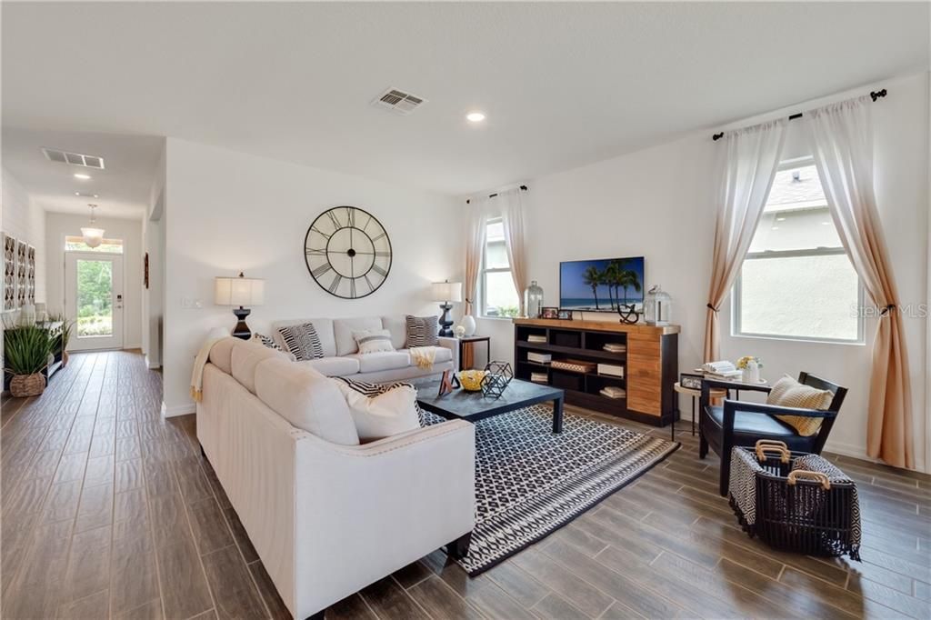 Recently Sold: $331,135 (2 beds, 2 baths, 1816 Square Feet)