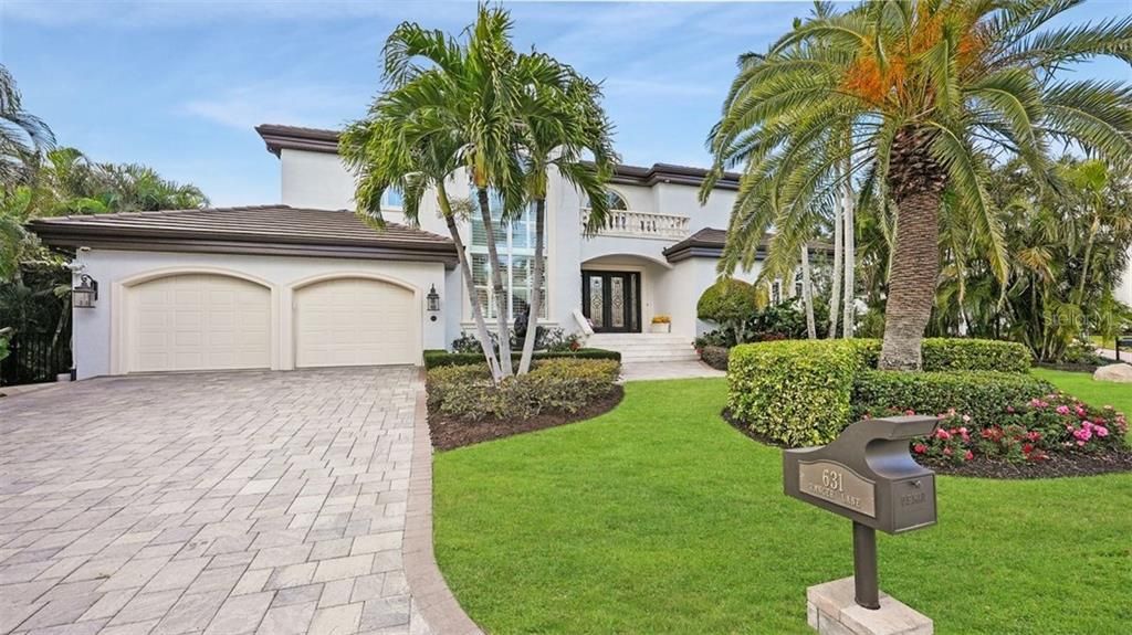 Recently Sold: $2,895,000 (4 beds, 4 baths, 4265 Square Feet)