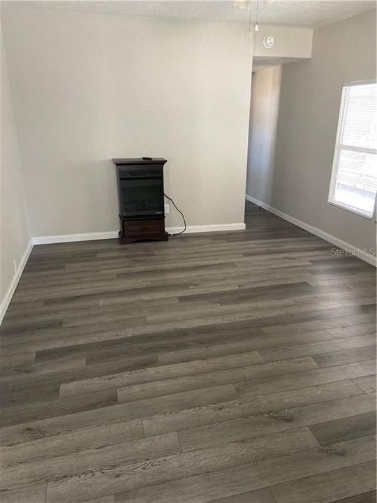 Recently Sold: $70,000 (2 beds, 1 baths, 660 Square Feet)