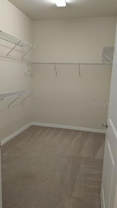 Recently Rented: $2,550 (2 beds, 2 baths, 1965 Square Feet)