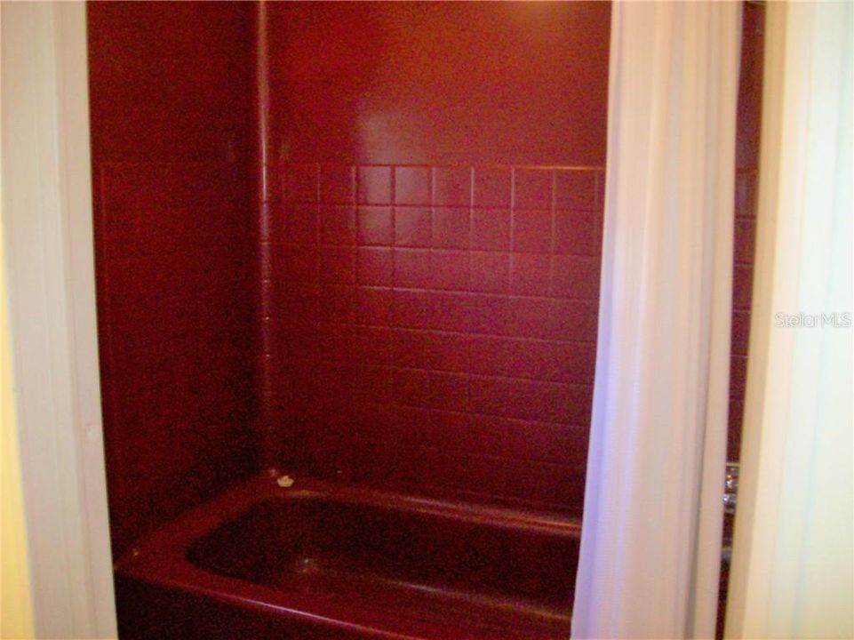 最近售出: $139,000 (2 贝兹, 2 浴室, 1240 平方英尺)