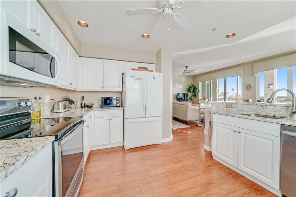 Recently Sold: $395,000 (3 beds, 2 baths, 1505 Square Feet)