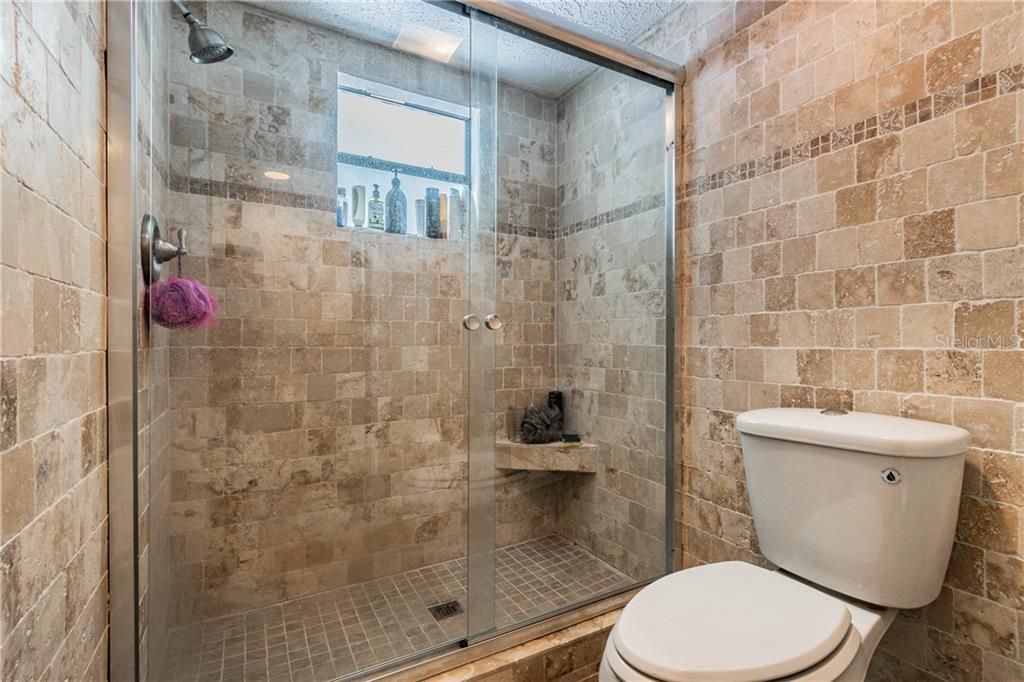 最近售出: $265,000 (3 贝兹, 2 浴室, 1849 平方英尺)