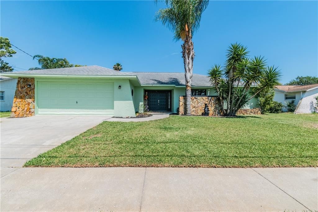 Recently Sold: $265,000 (3 beds, 2 baths, 1849 Square Feet)