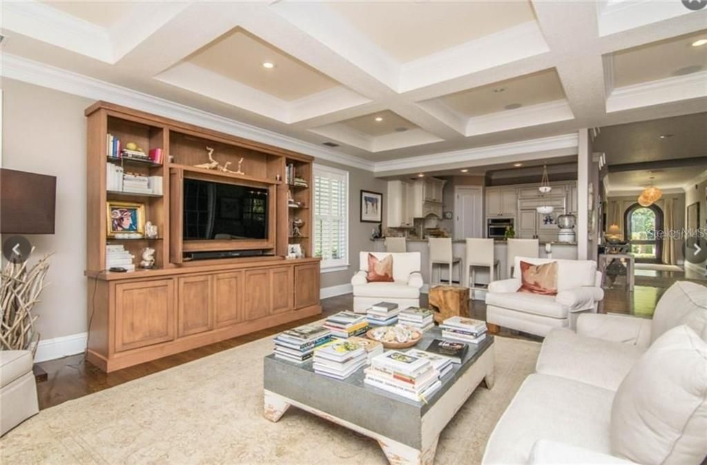 Recently Sold: $1,706,500 (5 beds, 5 baths, 4196 Square Feet)