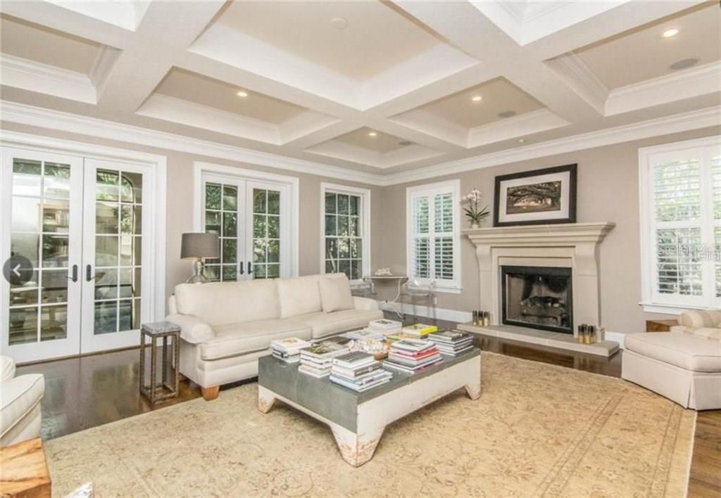 Recently Sold: $1,706,500 (5 beds, 5 baths, 4196 Square Feet)