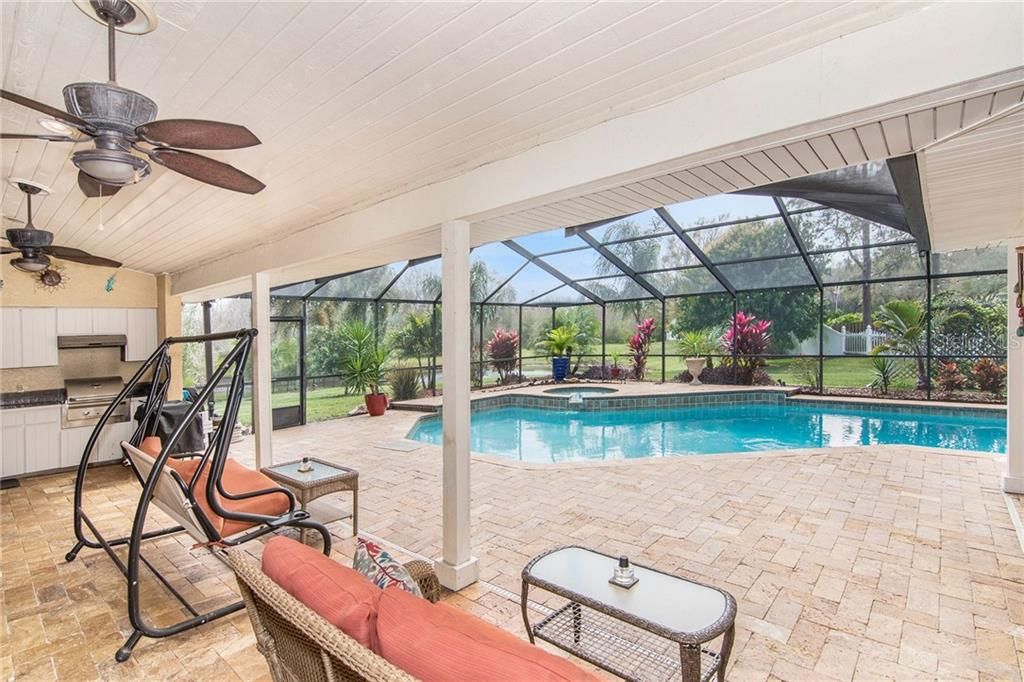 Recently Sold: $679,900 (5 beds, 4 baths, 3677 Square Feet)