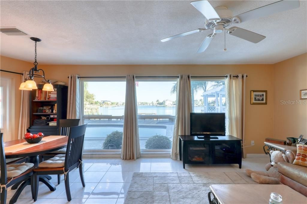 Recently Sold: $899,900 (2 beds, 2 baths, 1684 Square Feet)