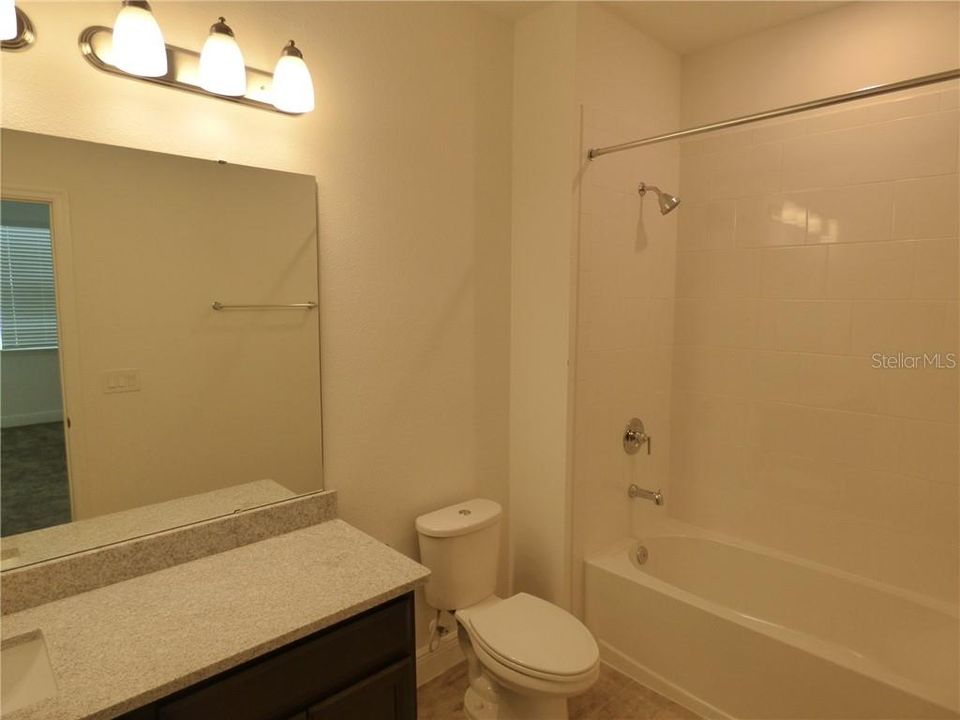 最近租的: $2,195 (3 贝兹, 2 浴室, 2076 平方英尺)