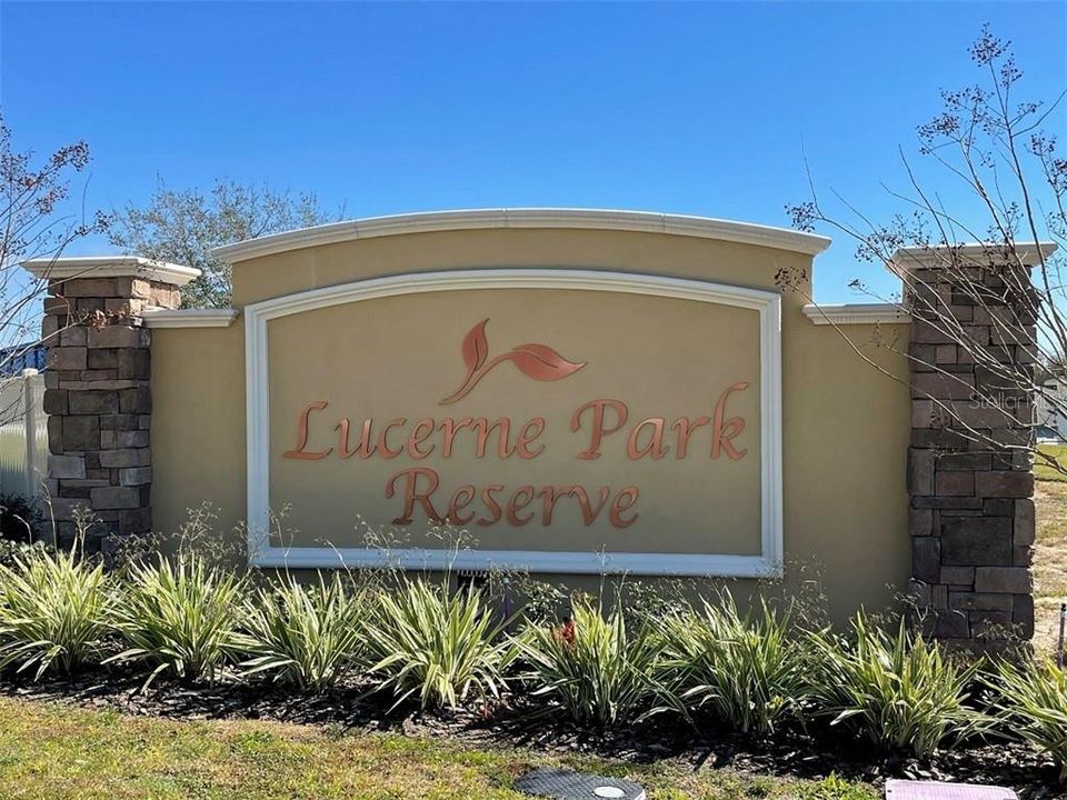 Recently Sold: $223,990 (3 beds, 2 baths, 1408 Square Feet)