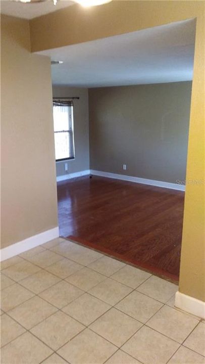 Recently Rented: $1,225 (3 beds, 1 baths, 1068 Square Feet)