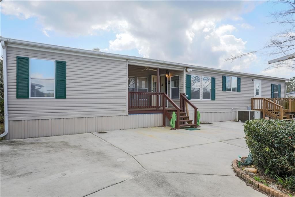 Recently Sold: $135,000 (3 beds, 2 baths, 1632 Square Feet)