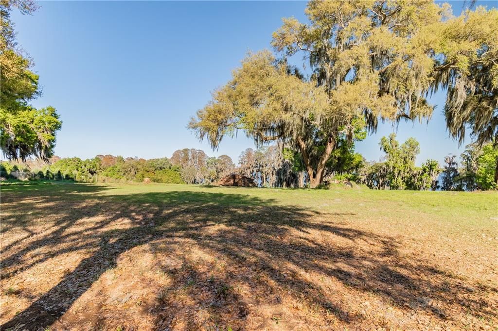 Recently Sold: $500,000 (1.55 acres)