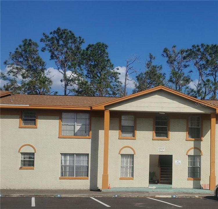 Recently Sold: $111,000 (2 beds, 2 baths, 1118 Square Feet)