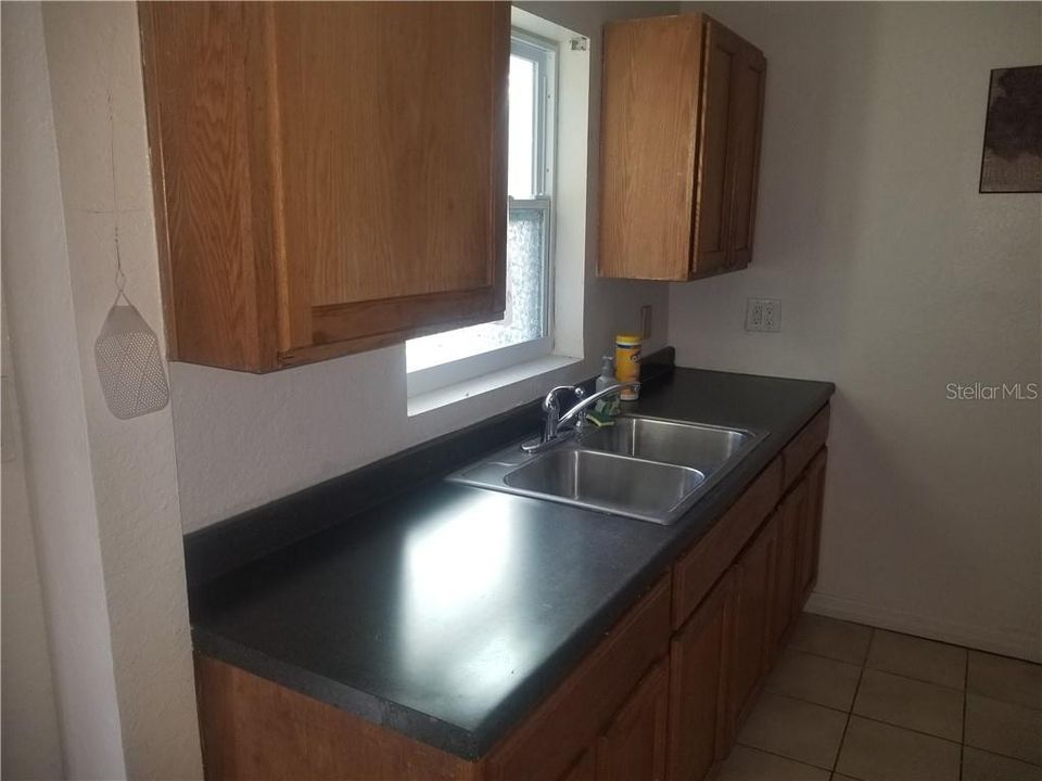 Vendido Recientemente: $129,000 (2 camas, 1 baños, 946 Pies cuadrados)