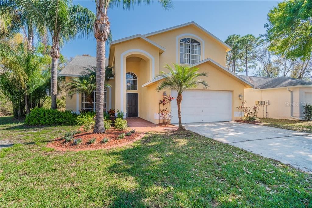 Recently Sold: $459,900 (4 beds, 2 baths, 2560 Square Feet)