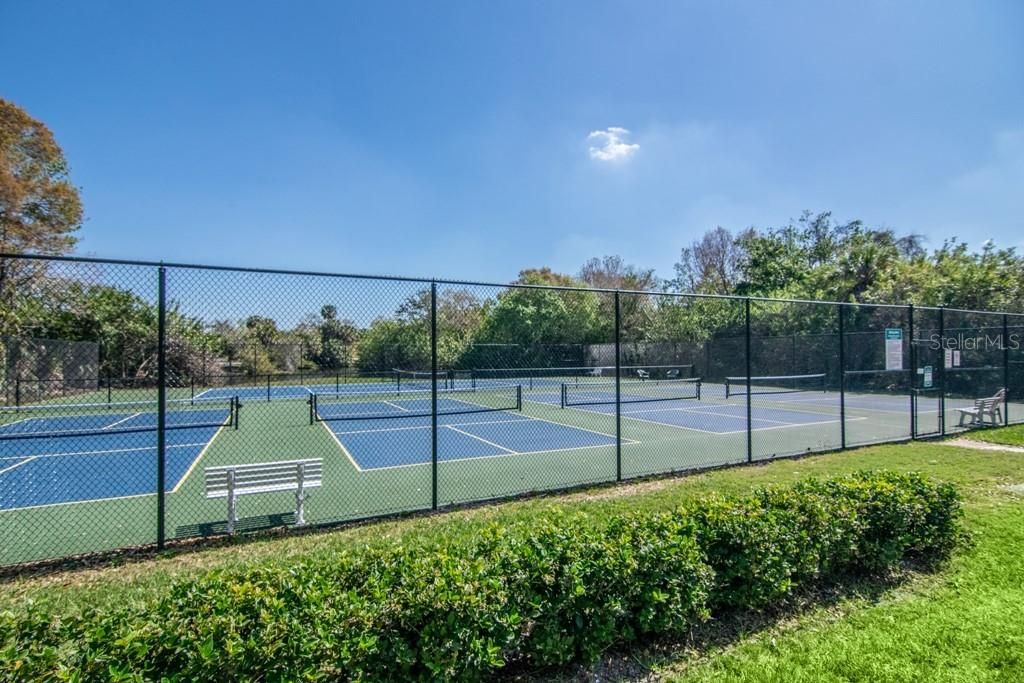 Pickleball Anyone??  This community has severl Pickleball Courts and a tennis court.