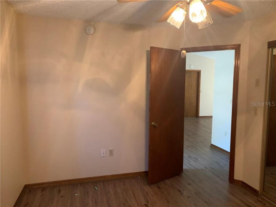 Recently Rented: $1,095 (2 beds, 2 baths, 918 Square Feet)